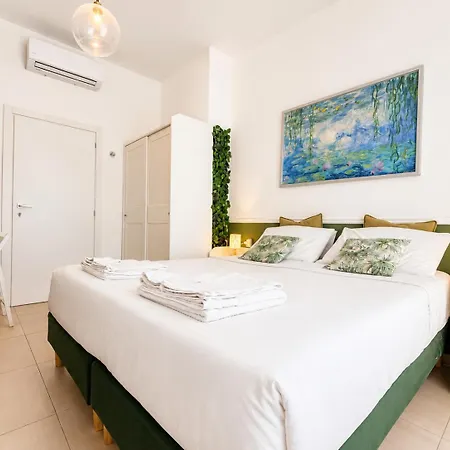 Marco Polo GreenRoom-2